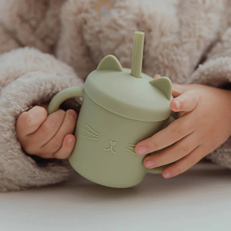 Feeding | Skaldo & Malin