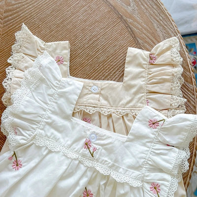 Fly Sleeve Flower Embroidery Jumpsuit - Skaldo & Malin